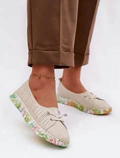 Kožené dámské polobotky model 22100343 Béžové - S.Barski