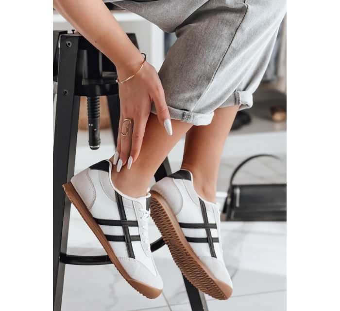 Dámské sportovní tenisky white Dstreet model 21984862 - FashionStreet