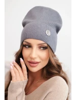 Dámska čiapka z modalu a viskózy s ozdobným gombíkom tmavosivá Dámska čiapka z modalu a viskózy s ozdobným gombíkom tmavosivá