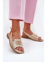 Kožené Sandály S Dekorací Na Plochém Podpatku model 21696779 Zlaté - S.Barski Kožené Sandály S Dekorací Na Plochém Podpatku model 21696779 Zlaté - S.Barski