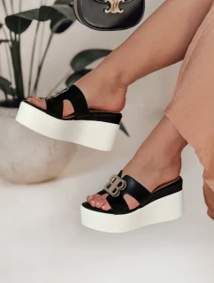 PLATSIMA dámske žabky na platforme čierne FashionStreet ZY0757