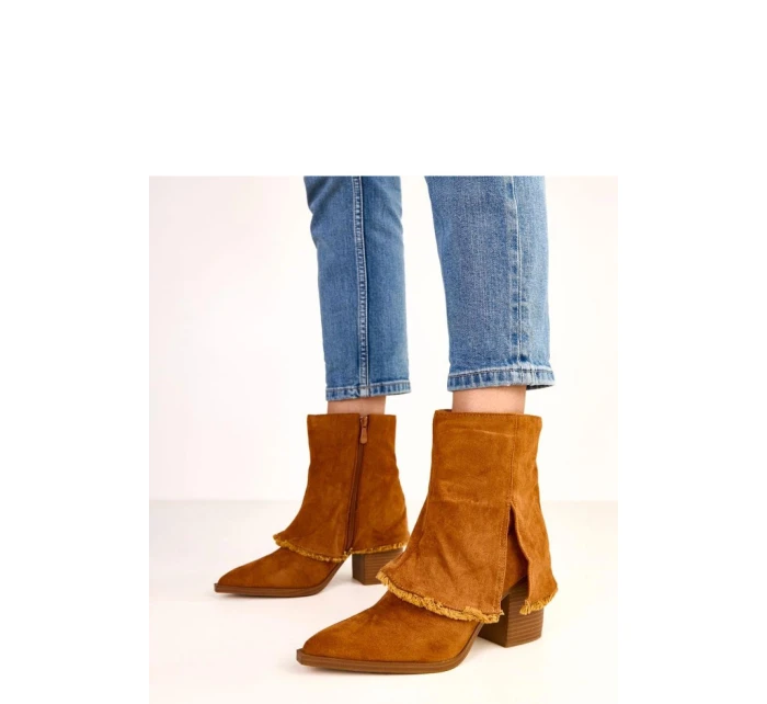 Topánky na podpätku model 220270 Solea