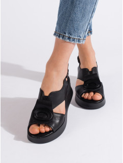 Pekné čierne dámske sandále na klin