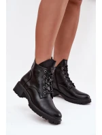 Zateplené dámské kotníkové boty na klínku model 21707673 Černé - VINCEZA Zateplené dámské kotníkové boty na klínku model 21707673 Černé - VINCEZA