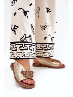 Dámské sandály na plochém podpatku se zdobením zlaté model 21686846 - Boto