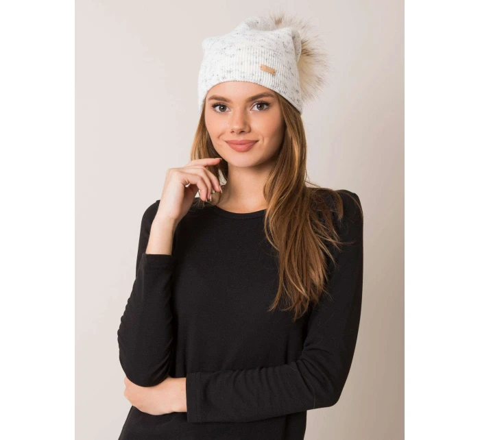 Dámská čepice model 14839462 ecru - FPrice