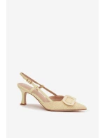 Sandále na podpätku model 225206 Vykročte štýlovo