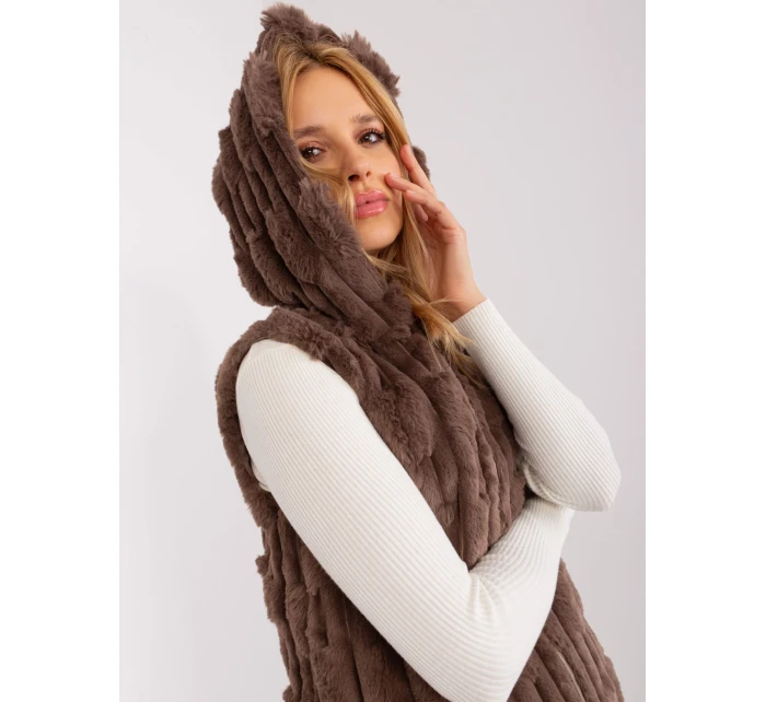 Vesta AT KZ 2368 1.07 hnedá