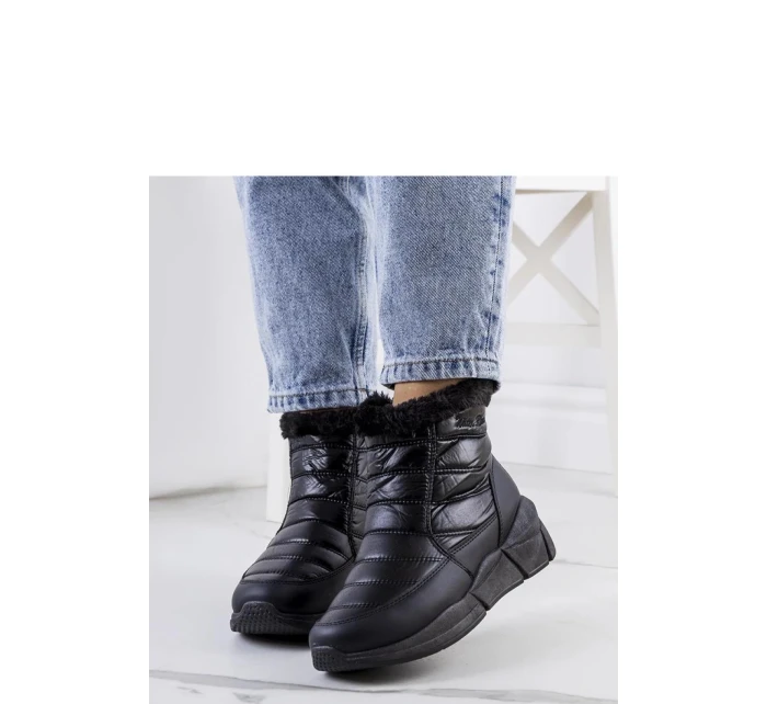 Snehule model 204781 Solea