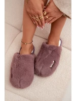 Kožešinové dámské pantofle tmavě fialové model 21772486 - Boto Kožešinové dámské pantofle tmavě fialové model 21772486 - Boto