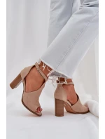 Sandały Na Słupku Z Eko Zamszu Beżowe Lanadriena