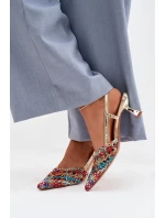 Sandále na podpätku model 225222 Vykročte štýlovo