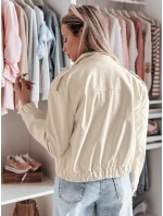 Dámská krátká oversize bunda typu bomber bílá Dstreet model 21984292 - FashionStreet Dámská krátká oversize bunda typu bomber bílá Dstreet model 21984292 - FashionStreet