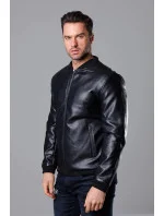 Černá pánská bunda typu "bomber" z ekokůže model 18347970 - J.STYLE Černá pánská bunda typu "bomber" z ekokůže model 18347970 - J.STYLE