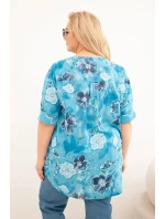 Dámska bavlnená blúzka pre plnoštíhle ženy v tyrkysovej farbe s kvetinovým vzorom