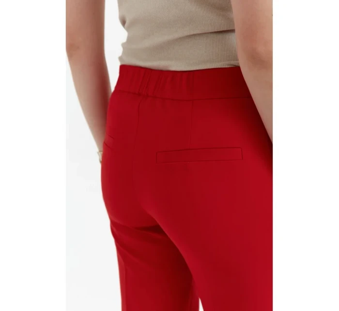 model 20589749 Kalhoty s úzkými nohavicemi červené - Makover
