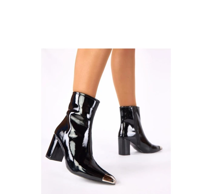 Topánky na podpätku model 222898 Solea