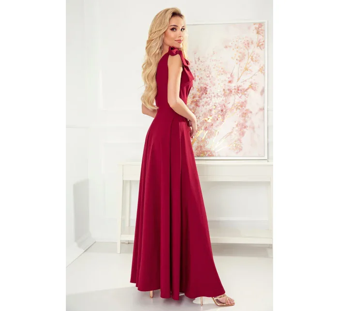 ELENA - Dlhé dámske šaty vo vínovej bordovej farbe s výstrihom a zaväzovaním na ramenách 405-1 ELENA - Dlhé dámske šaty vo vínovej bordovej farbe s výstrihom a zaväzovaním na ramenách 405-1