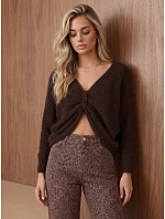 Sweter damski oversize z  czekoladowy model 22546910 - FashionStreet