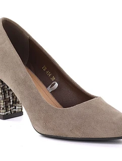 Dámske semišové lodičky na ihlovom podpätku svetlohnedej farby Sergio Leone PB414