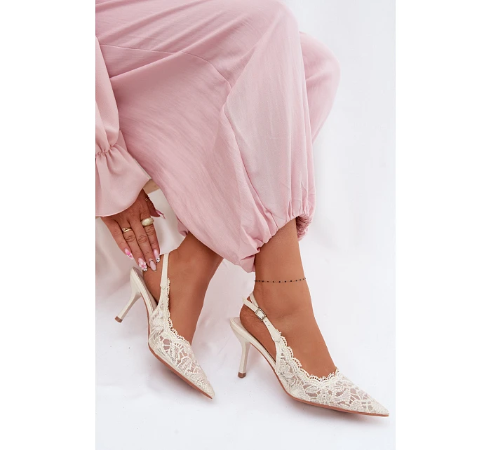 Krajkové Sandály na Podpatku Světle Béžové model 22103019 - Boto