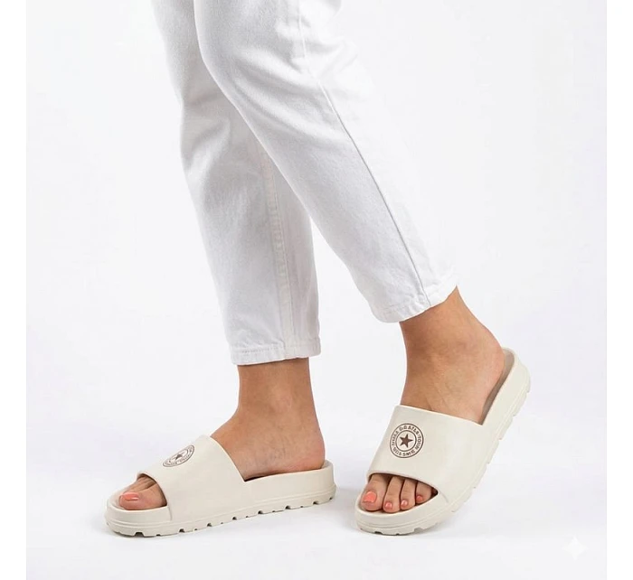 Dámske žabky na platforme k bazénu čierne Big Star TT274A044 Dámske žabky na platforme k bazénu čierne Big Star TT274A044