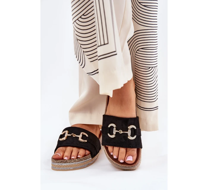 Klapki Damskie Na Platformie Ze Złotą Ozdobą I Brokatem Czarne Morisela Klapki Damskie Na Platformie Ze Złotą Ozdobą I Brokatem Czarne Morisela