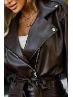 626-4 Mäkká bunda z ekokože s opaskom a asymetrickým zipsom - hnedá