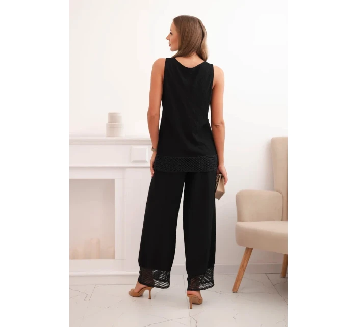 Dámska súprava z viskózy, top so širokými ramienkami a nohavice so širokým strihom čiernej farby Dámska súprava z viskózy, top so širokými ramienkami a nohavice so širokým strihom čiernej farby