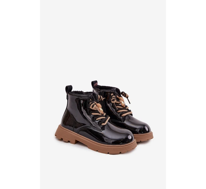 Ocieplane Botki Dziecięce Lakierowane Z Przypinką Miś Czarne Jovellea Ocieplane Botki Dziecięce Lakierowane Z Przypinką Miś Czarne Jovellea