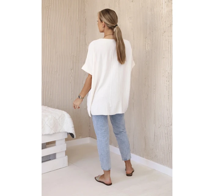 Nadrozmerná blúzka s príveskom svetlo béžová