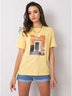 Žlté tričko s módnou potlačou