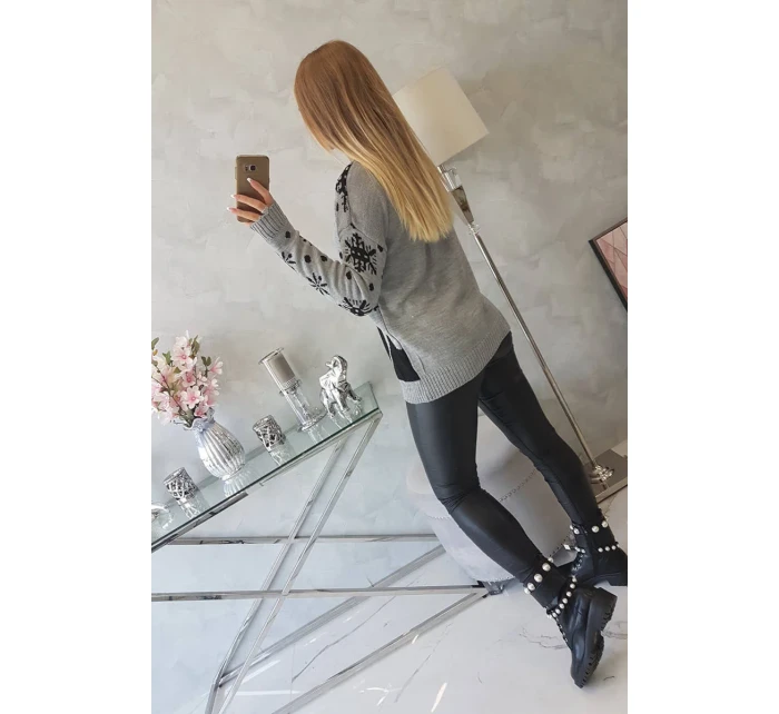 Vianočný sveter so snehuliakom sivý Vianočný sveter so snehuliakom sivý