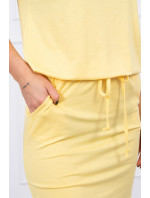 Viskózové šaty so zaväzovaním v páse a krátkymi rukávmi v žltej farbe