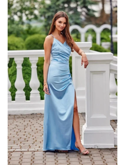 Dlhé šaty SUK0445 svetlomodré - Roco Fashion
