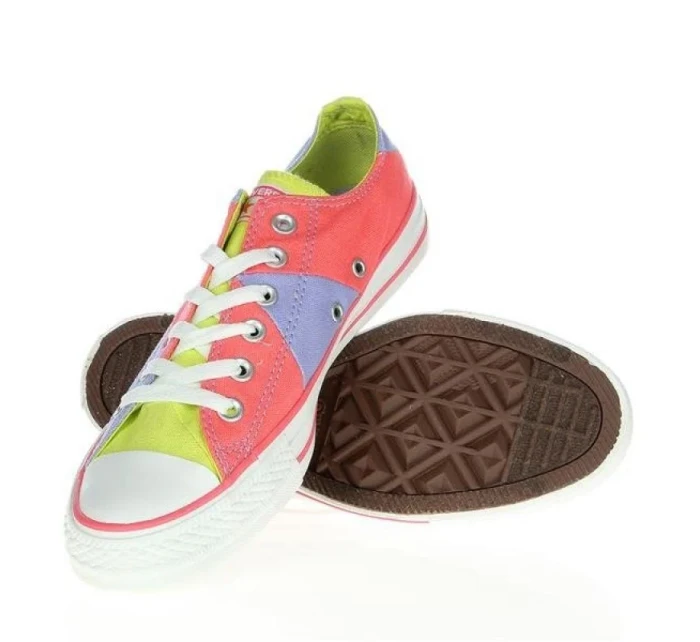 Buty Chuck Taylor W model 19516599 - CONVERSE Buty Chuck Taylor W model 19516599 - CONVERSE