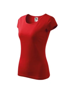 Čisté červené tričko