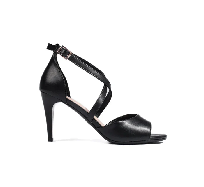 Pohodlné čierne dámske sandále na ihlovom podpätku Pohodlné čierne dámske sandále na ihlovom podpätku