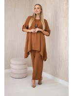 Súprava blúzka + nohavice s tmavým ťavím príveskom