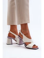 Dámské sandály na podpatku bílé D&A model 21655809 - S.Barski Dámské sandály na podpatku bílé D&A model 21655809 - S.Barski