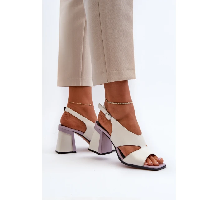 Dámské sandály na podpatku bílé D&A model 21655809 - S.Barski Dámské sandály na podpatku bílé D&A model 21655809 - S.Barski