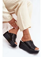 Dámské sandály z přírodní kůže na platformě Vinceza 95392 Černé