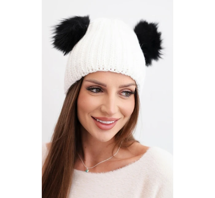 Dámská zimní čepice z vlny s bílá model 21817793 - K-Fashion Dámská zimní čepice z vlny s bílá model 21817793 - K-Fashion