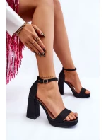 Błyszczące Sandałki Na Masywnym Obcasie Czarne Calmi Błyszczące Sandałki Na Masywnym Obcasie Czarne Calmi