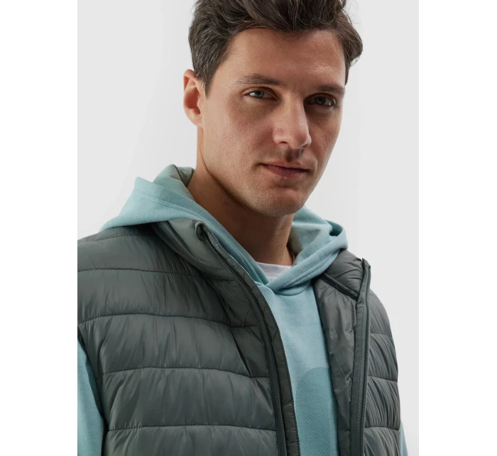 Pánská péřová vesta s model 20437840 výplní zelená - 4F Pánská péřová vesta s model 20437840 výplní zelená - 4F
