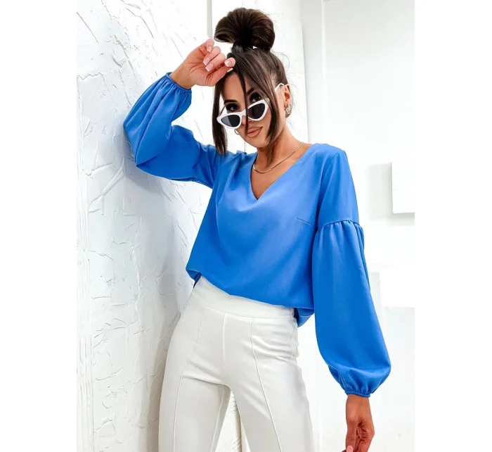 Svetlomodrá elegantná dámska blúzka s ozdobnými rukávmi (698)