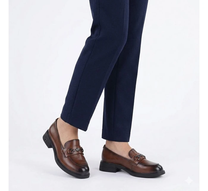 Dámské kožené polobotky hnědé model 22060128 - VINCEZA Dámské kožené polobotky hnědé model 22060128 - VINCEZA