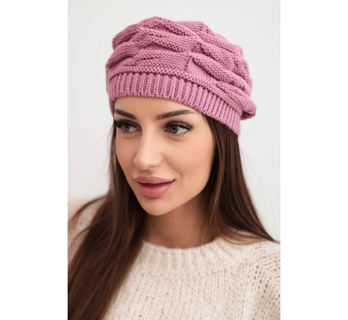 Dámska zimná vlnená čiapka s ozdobným pletením a kamienkami K397 fialová