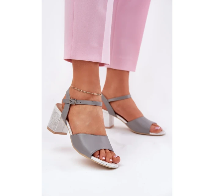 Sandále na podpätku model 213012 Krok vo veľkom štýle