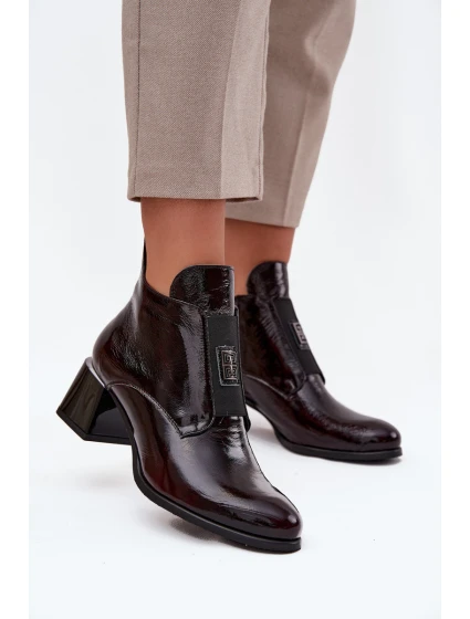 Skórzane Lakierowane Botki Na Klocku Z Ozdobnym Detalem Ocieplane Zazoo 60560 Bordowe